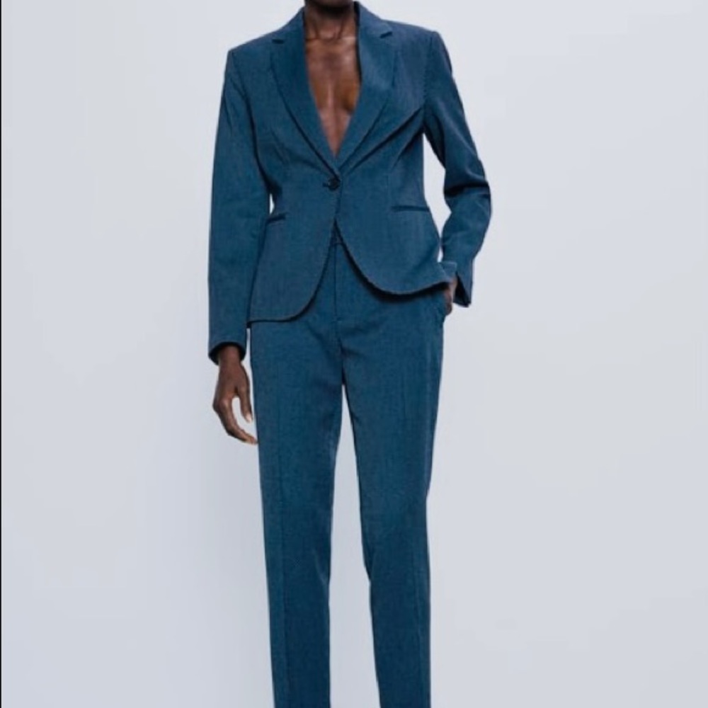 Zara - NWT - Textured Seamed jacket. Trousers sold separately in other listing.